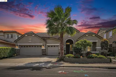 161 Monet Dr, Oakley, CA 94561 - Photo 1