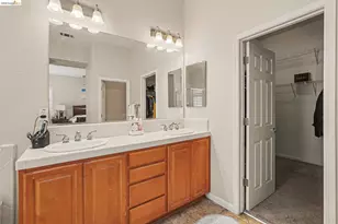 161 Monet Dr, Oakley, CA 94561 - Photo 32