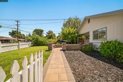 3644 Walnut Ave, Concord, CA 94519 - Photo 4