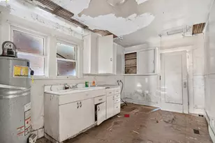 7014 Holly St, Oakland, CA 94621 - Photo 8