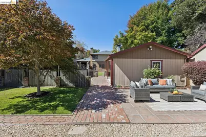 1280 Caroline St, Alameda, CA 94501 - Photo 36