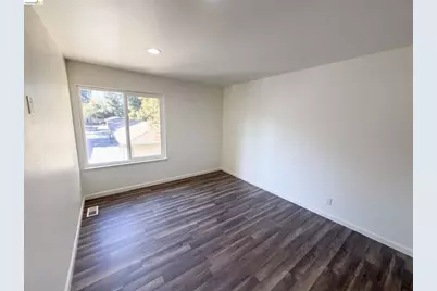 2767 Lone Bluff Way, San Jose, CA 95111 - Photo 8