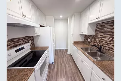 2767 Lone Bluff Way, San Jose, CA 95111 - Photo 2