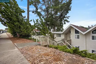 1984 Ascot Dr #C, Moraga, CA 94556 - Photo 2