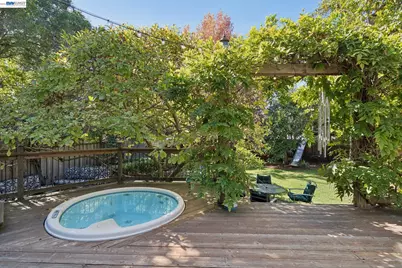 1339 Bay Street, Alameda, CA 94501 - Photo 18