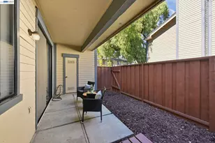 6043 Joaquin Murieta Ave, Newark, CA 94560 - Photo 18