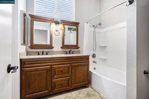 100 Bear Cove Ct, Vallejo, CA 94591 - Photo 20