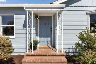 127 Covington St, Oakland, CA 94605 - Photo 2