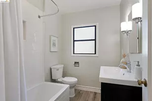 127 Covington St, Oakland, CA 94605 - Photo 18