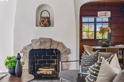 7531 Greenly Dr, Oakland, CA 94605 - Photo 8