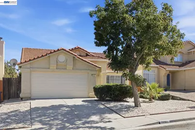 2222 Woodhill Dr, Pittsburg, CA 94565 - Photo 1