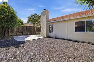 2222 Woodhill Dr, Pittsburg, CA 94565 - Photo 34