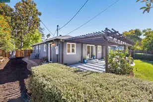 1651 Glazier Dr, Concord, CA 94521 - Photo 32