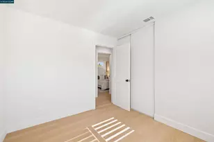 1651 Glazier Dr, Concord, CA 94521 - Photo 26