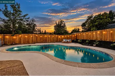 15 Citadel Ct, Pleasant Hill, CA 94523 - Photo 6