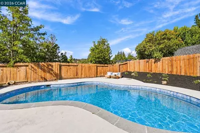 15 Citadel Ct, Pleasant Hill, CA 94523 - Photo 56