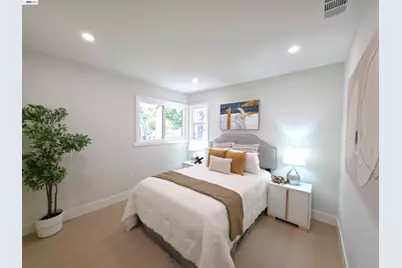 6746 Bollinger Rd, San Jose, CA 95129 - Photo 12
