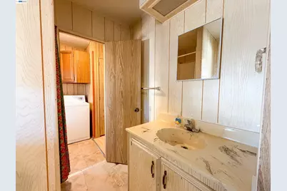 550 Hermitage Ct, San Jose, CA 95134 - Photo 28