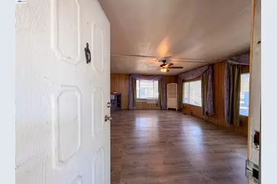 550 Hermitage Ct, San Jose, CA 95134 - Photo 4