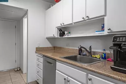 460 Civic Dr #208, Walnut Creek, CA 94596 - Photo 12
