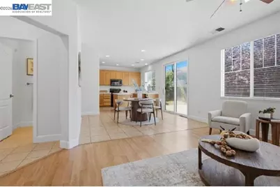 5217 Rainwood Way, Antioch, CA 94531 - Photo 10