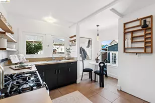 835 45th St, Oakland, CA 94608 - Photo 16