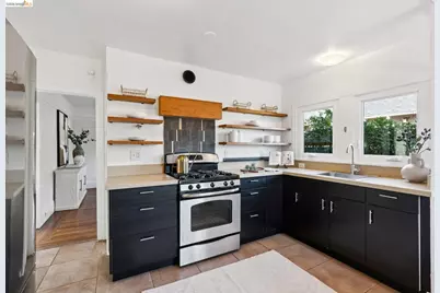 835 45th St, Oakland, CA 94608 - Photo 14