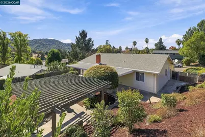 2641 Lassen Way, Pinole, CA 94564 - Photo 24