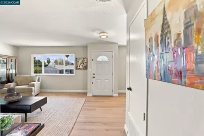 2641 Lassen Way, Pinole, CA 94564 - Photo 4