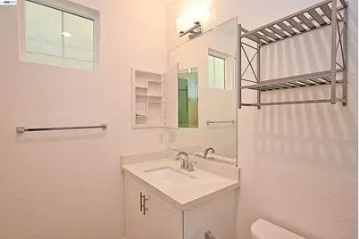7168 Carneros Ln, Dublin, CA 94568 - Photo 42