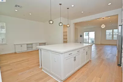 7168 Carneros Ln, Dublin, CA 94568 - Photo 6