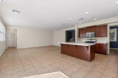 290 Santa Clara Dr, Mountain House, CA 95391 - Photo 12