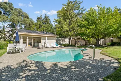 2650 Jones Rd #7, Walnut Creek, CA 94597 - Photo 32