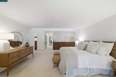 41 Altarinda Dr, Orinda, CA 94563 - Photo 26
