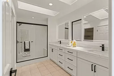 1820 Surfside Ct, Discovery Bay, CA 94505 - Photo 14