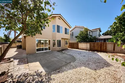 1054 Saint Raphael Dr, Bay Point, CA 94565 - Photo 24