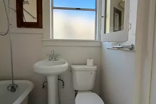 3999 Clarke St, Oakland, CA 94609 - Photo 10