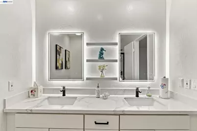 330 Ryegate Ct, San Jose, CA 95133 - Photo 22