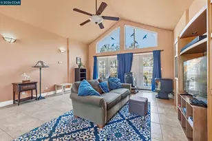 423 Poker Flat Rd, Copperopolis, CA 95228 - Photo 6