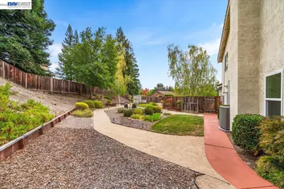 4 Woodview Ct, San Ramon, CA 94582 - Photo 50