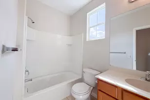 2560 Village Dr, Santa Rosa, CA 95403 - Photo 10