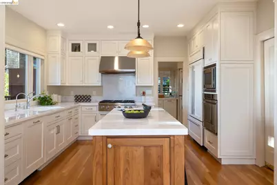 84 Norwood Ave, Kensington, CA 94707 - Photo 28