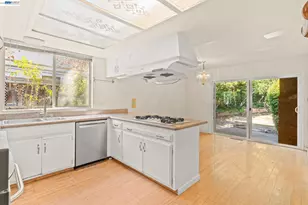 1350 Murchison Dr, Millbrae, CA 94030 - Photo 16