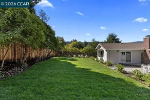 9 Dickenson Dr, Moraga, CA 94556 - Photo 28
