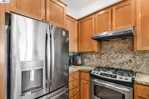 6003 Old Quarry Loop, Oakland, CA 94605 - Photo 10
