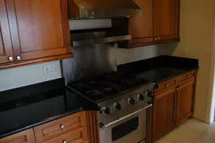 681 25th Ave, San Francisco, CA 94121 - Photo 8