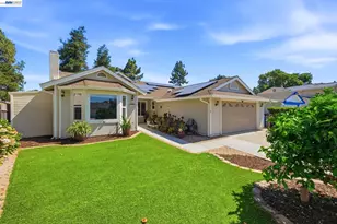 31262 San Andreas Dr, Union City, CA 94587 - Photo 2