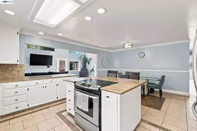 31262 San Andreas Dr, Union City, CA 94587 - Photo 8