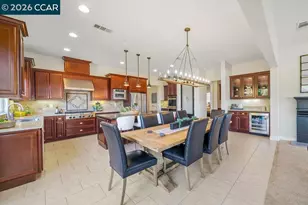 24 Promontory Pl, Clayton, CA 94517 - Photo 10