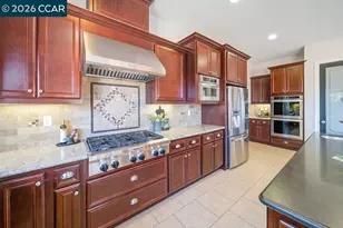 24 Promontory Pl, Clayton, CA 94517 - Photo 12